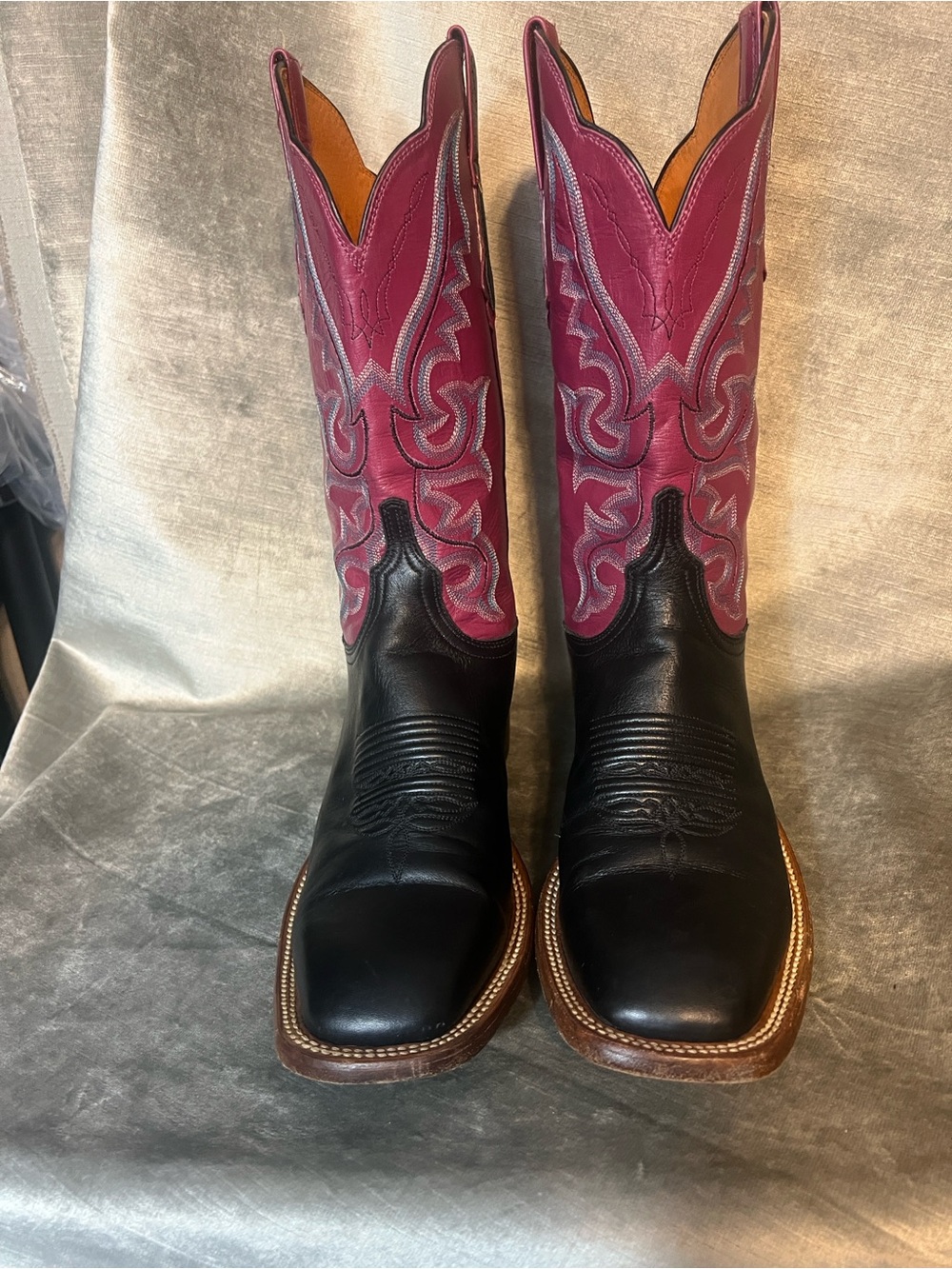 Lucchese Women's Calf Leather Western Black/Fuscia Boots. Size 10B - Picture 3 of 15